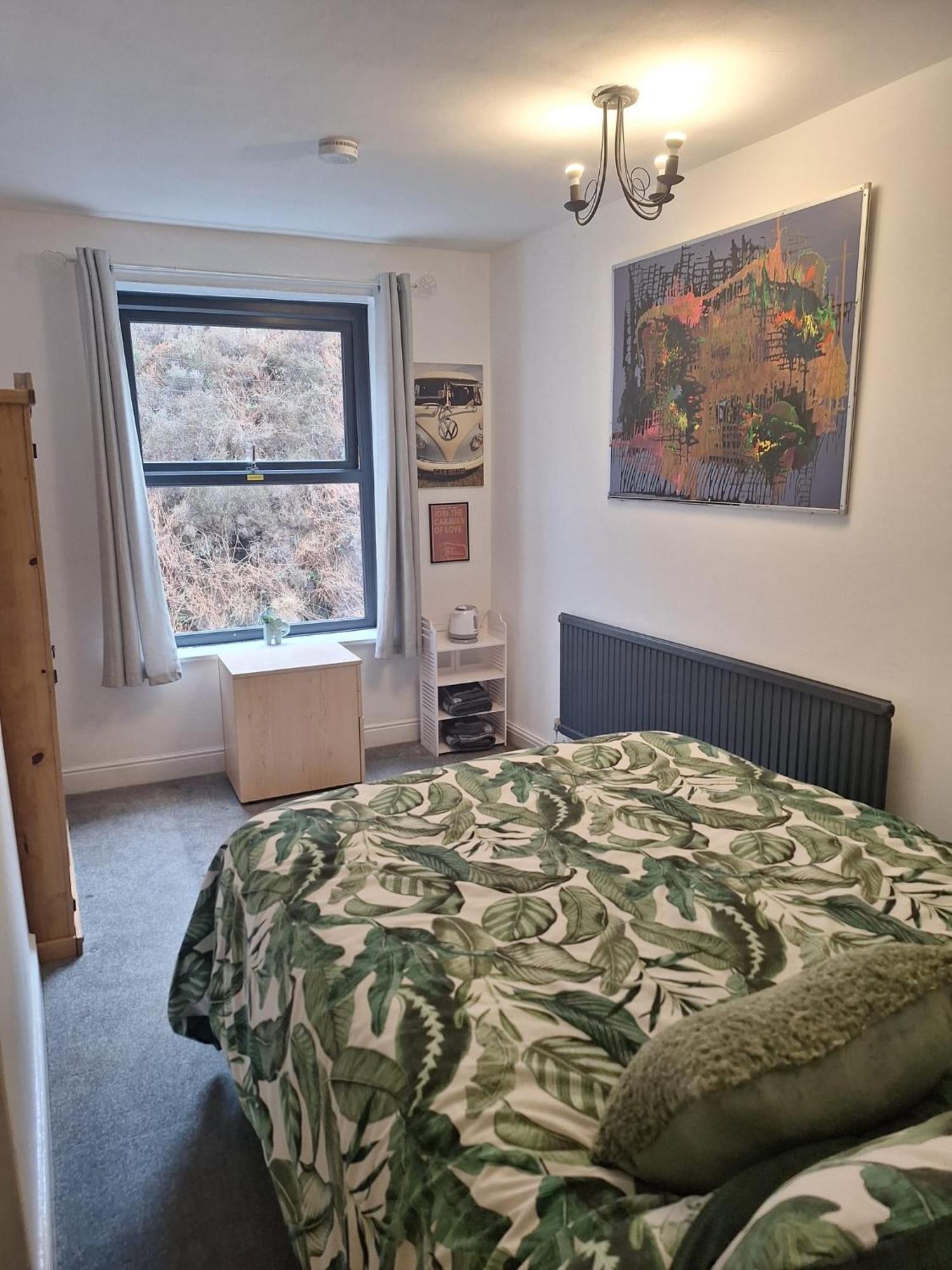 Walsden Todmorden Bed & Breakfast - The Toothless Mog المظهر الخارجي الصورة